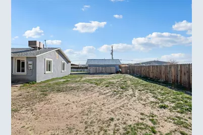 29246 Radio, Barstow, CA 92311 - Photo 17
