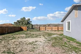 29246 Radio, Barstow, CA 92311 - Photo 11