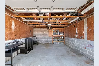 29246 Radio, Barstow, CA 92311 - Photo 13