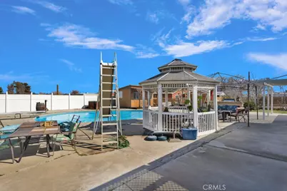 17598 Linden, Hesperia, CA 92345 - Photo 27