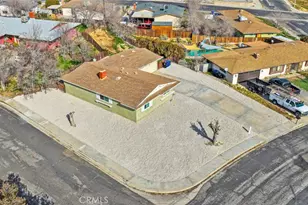 15846 Inyo, Victorville, CA 92395 - Photo 35