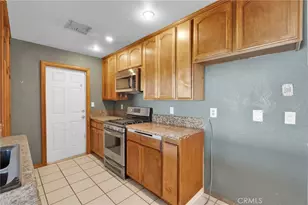 37127 Torres, Barstow, CA 92311 - Photo 9