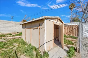 37127 Torres, Barstow, CA 92311 - Photo 25