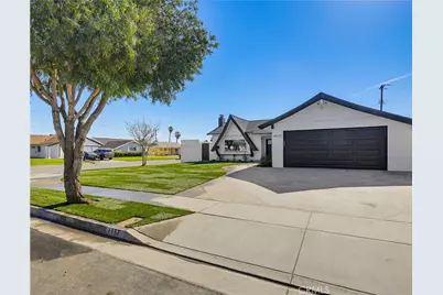 4652 Prelude, Huntington Beach, CA 92649 - Photo 1