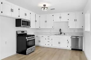 16730 Batson, Victorville, CA 92395 - Photo 5