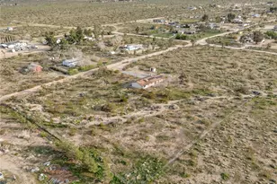 12780 Hacienda, Phelan, CA 92371 - Photo 37