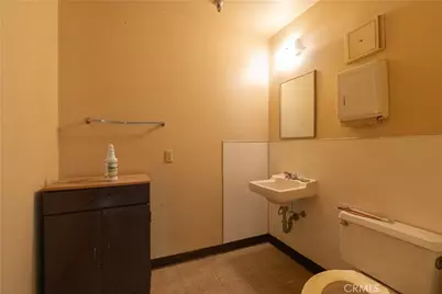 7146 Santa Fe Avenue, Hesperia, CA 92345 - Photo 19