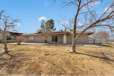 16463 Solvang Avenue, Victorville, CA 92394 - Photo 33