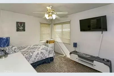 15605 Fairbanks Drive, Victorville, CA 92394 - Photo 21