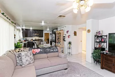 15605 Fairbanks Drive, Victorville, CA 92394 - Photo 13