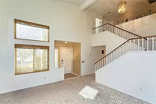 15605 Fairbanks Dr, Victorville, CA 92394 - Photo 7