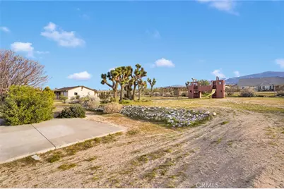 329 Lindero Road, Pinon Hills, CA 92372 - Photo 45