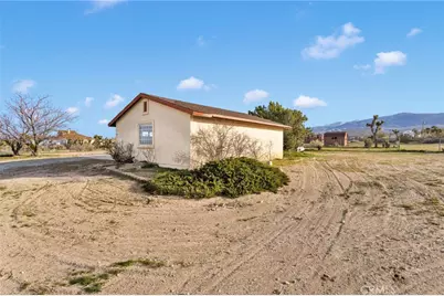 329 Lindero Road, Pinon Hills, CA 92372 - Photo 49