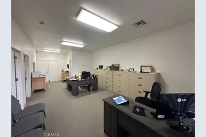 18231 US Highway 18 #4, Apple Valley, CA 92307 - Photo 3