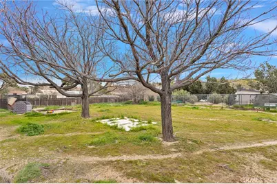 17405 Adobe, Hesperia, CA 92345 - Photo 5