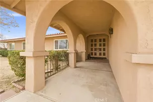 19629 Oneida, Apple Valley, CA 92307 - Photo 3