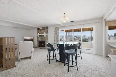 19629 Oneida, Apple Valley, CA 92307 - Photo 7