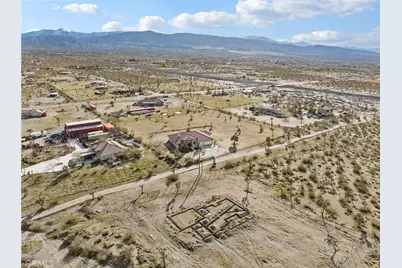 2425 Tokay, Phelan, CA 92371 - Photo 47