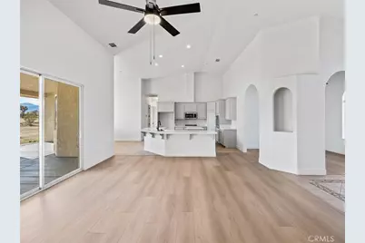 2425 Tokay, Phelan, CA 92371 - Photo 5