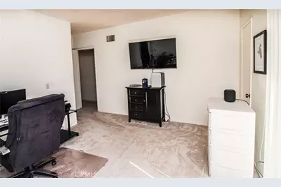 44200 Kingtree Avenue #50, Lancaster, CA 93534 - Photo 13