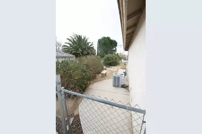 17482 Walnut, Hesperia, CA 92345 - Photo 25
