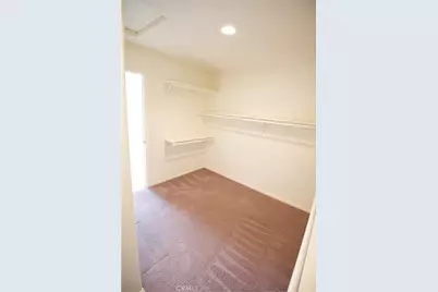 17482 Walnut, Hesperia, CA 92345 - Photo 15