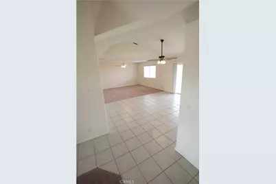 17482 Walnut, Hesperia, CA 92345 - Photo 9