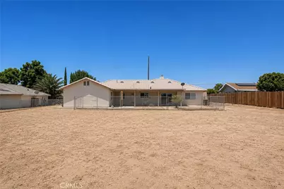 17482 Walnut, Hesperia, CA 92345 - Photo 17