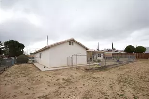 17482 Walnut, Hesperia, CA 92345 - Photo 21