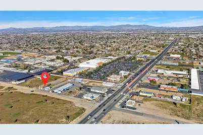 9777 Tamarisk Avenue, Hesperia, CA 92345 - Photo 31