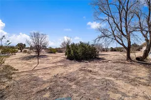 9925 Balsam, Hesperia, CA 92345 - Photo 41