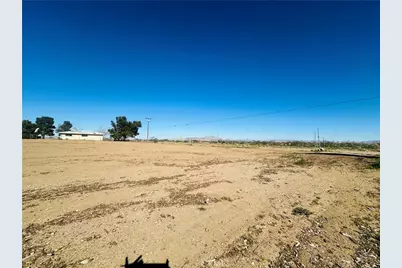 15026 Richmond, Victorville, CA 92394 - Photo 25