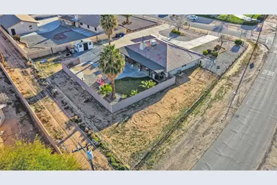 14127 Crow, Apple Valley, CA 92307 - Photo 35
