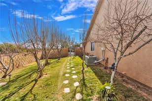 12290 Larch Rd, Oak Hills, CA 92344 - Photo 69