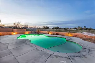 12290 Larch Rd, Oak Hills, CA 92344 - Photo 75