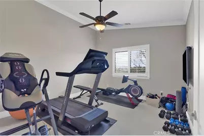 12290 Larch Road, Oak Hills, CA 92344 - Photo 45