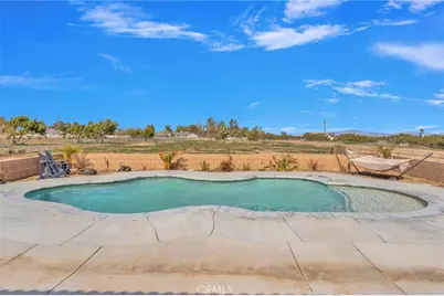 12290 Larch Road, Oak Hills, CA 92344 - Photo 59