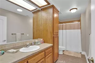 12290 Larch Rd, Oak Hills, CA 92344 - Photo 47