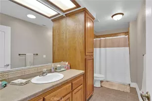 12290 Larch Rd, Oak Hills, CA 92344 - Photo 47
