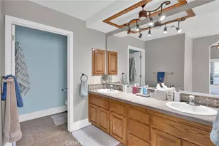 12290 Larch Rd, Oak Hills, CA 92344 - Photo 35
