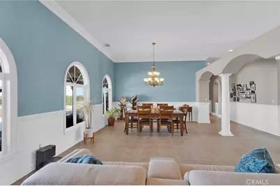12290 Larch Road, Oak Hills, CA 92344 - Photo 11