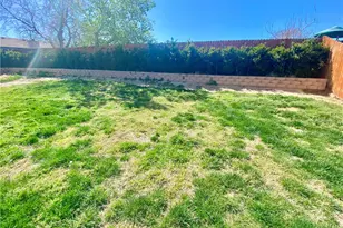 12654 Jade Rd, Victorville, CA 92392 - Photo 31