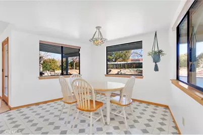 7225 Amanda Way, Hesperia, CA 92345 - Photo 21