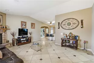 15572 Riverside St, Hesperia, CA 92345 - Photo 7