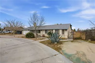 15572 Riverside St, Hesperia, CA 92345 - Photo 3