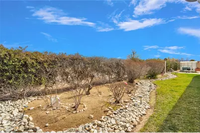 18475 Trout, Victorville, CA 92395 - Photo 59