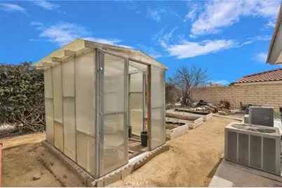 18475 Trout, Victorville, CA 92395 - Photo 55