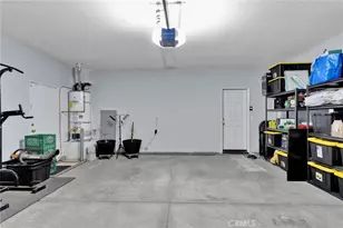 9301 Creosote, Oak Hills, CA 92344 - Photo 15