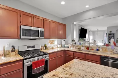 9301 Creosote, Oak Hills, CA 92344 - Photo 29