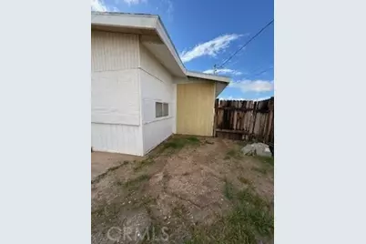 16366 Walnut, Hesperia, CA 92345 - Photo 19